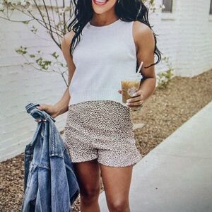 Brown/white ruffled shorts. Size S. Boutique